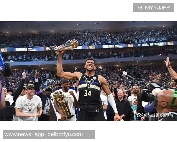 字母哥效力雄鹿十三年忠诚不渝现役球员时长仅次库里和追梦 字母哥效力雄鹿十三年忠诚不渝现役球员时长仅次库里和追梦