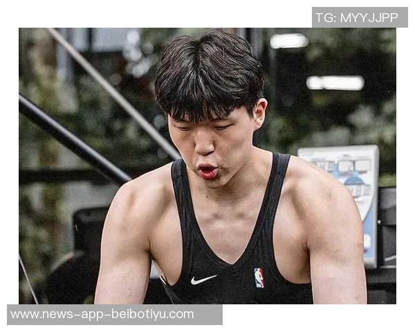 杨瀚森谈球队增重要求：我自然发展觉得自己挺好